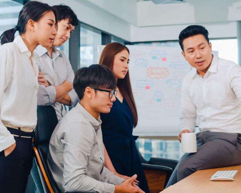 Hình ảnh minh họa các công cụ kiểm soát cá cược như giới hạn tiền gửi, tự loại trừ trên giao diện người dùng 8Kbet8, nhấn mạnh các tính năng bảo vệ người chơi.